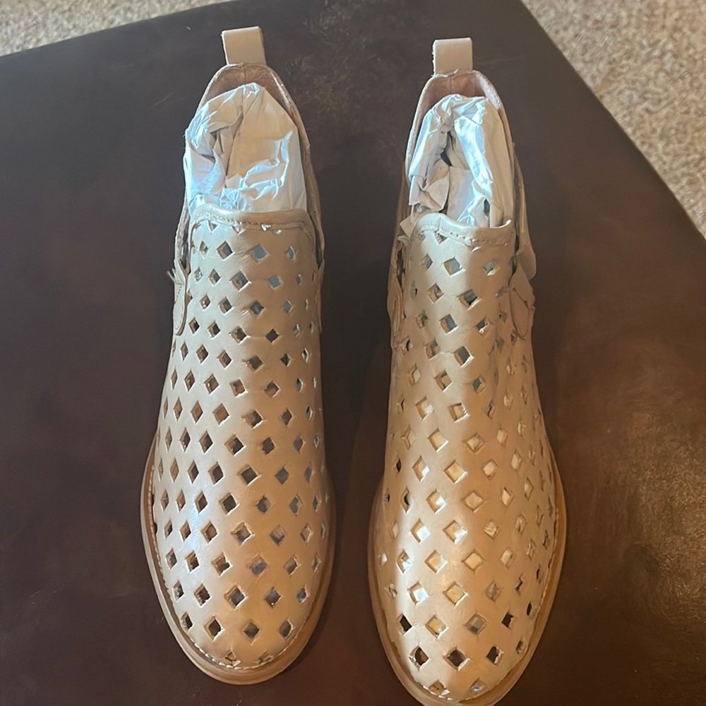 Musse & Cloud Calia Leather Perforated Festival Ankle Booties - Never worn